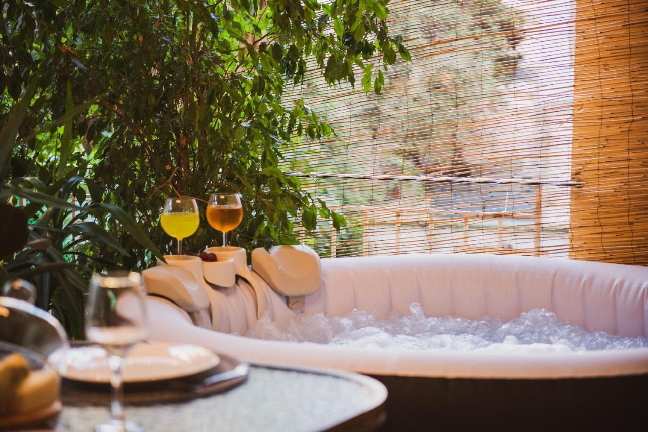 Luxury Katrinas Apartment With Outdoor Jacuzzi Corfu  Exterior photo